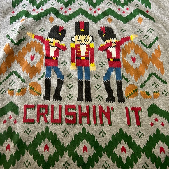 Crushin it Christmas in July tee size rage missing App. 2XL - Picture 3 of 3